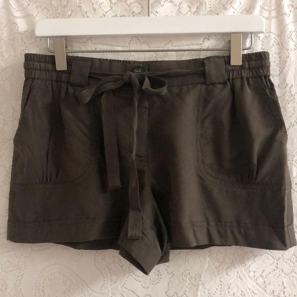 B44 Core silk brown shorts tie front small - Picture 1 of 5